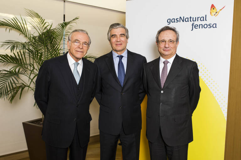 De izq. a derecha: Isidro Fainé, Francisco Reynés y Rafael Vilaseca
