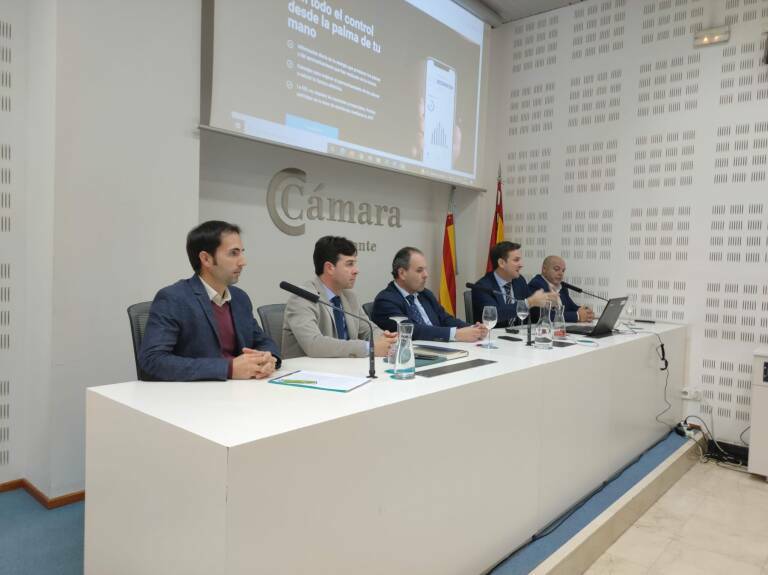 Presentación de la CEL de la Cámara de Alicante, este martes. Foto: AP