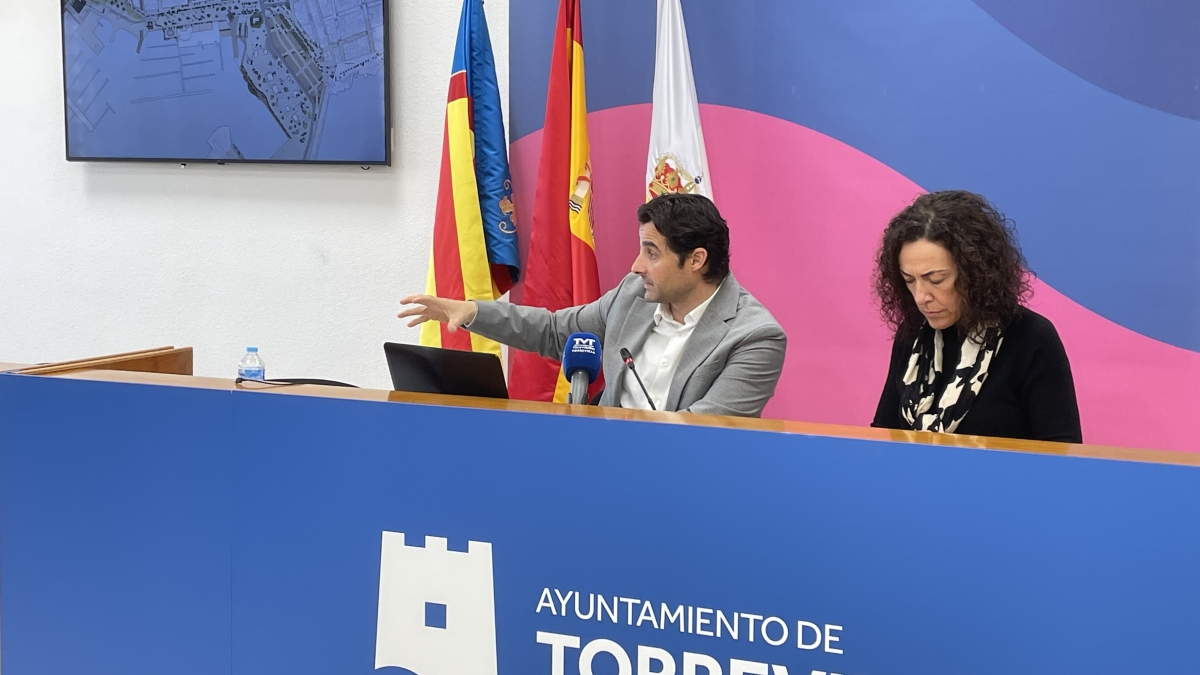 Torrevieja presenta el proyecto de reurbanización del puerto con una