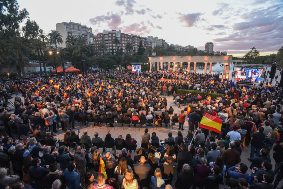 Imagen del mitin central de Cs este viernes en València. Foto: EDUARDO MANZANA