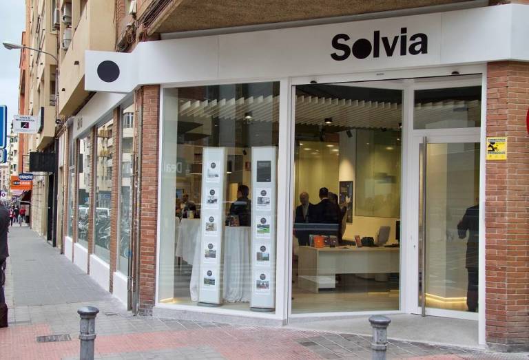 Solvia Store en la calle Churruca de Alicante. Foto: AP