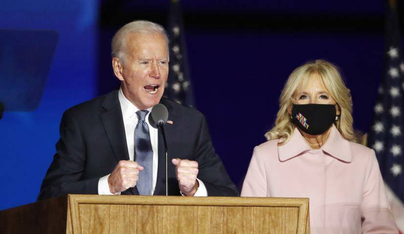 Joe Biden y su esposa. Foto: EFE/JIM LO SCALZO