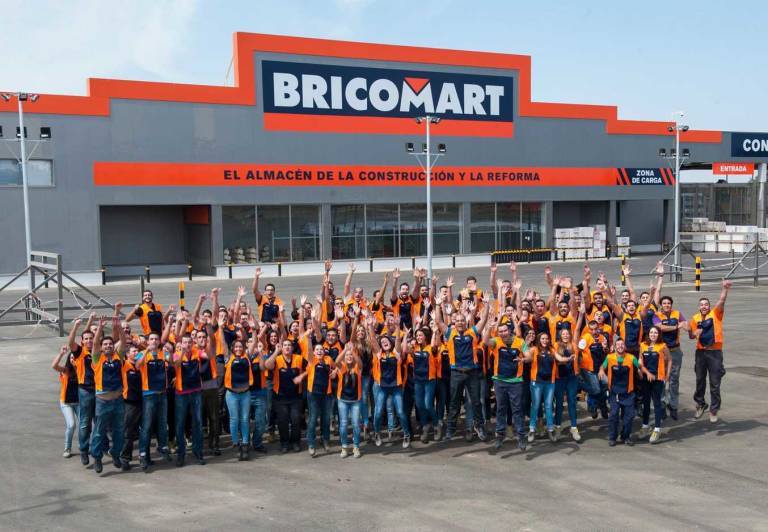Bricomart busca a 80 trabajadores para su nuevo en Finestrat: su apertura, septiembre - Alicanteplaza