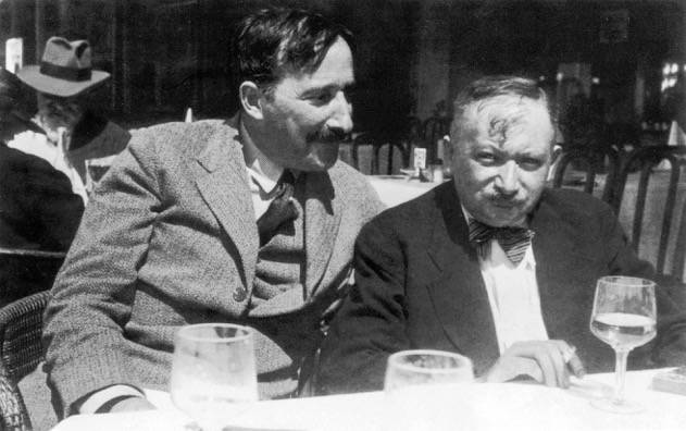 Joseph Roth amb Stefan Zweig (esquerra) en Ostende, estiu de 1936.