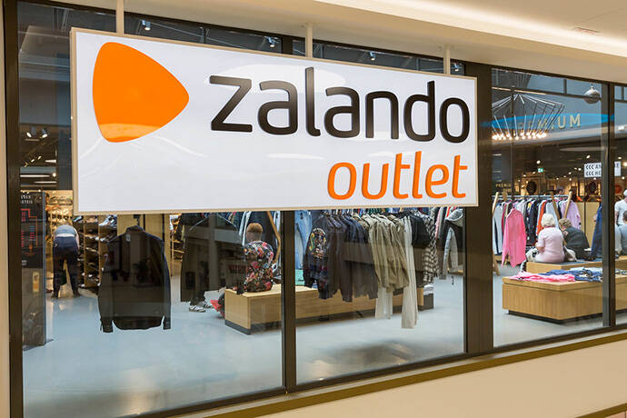 filtrar Ellos dedo índice Zalando desmonta su oficina logística en Elche y asume la gestión de las  compras desde Alemania - Alicanteplaza