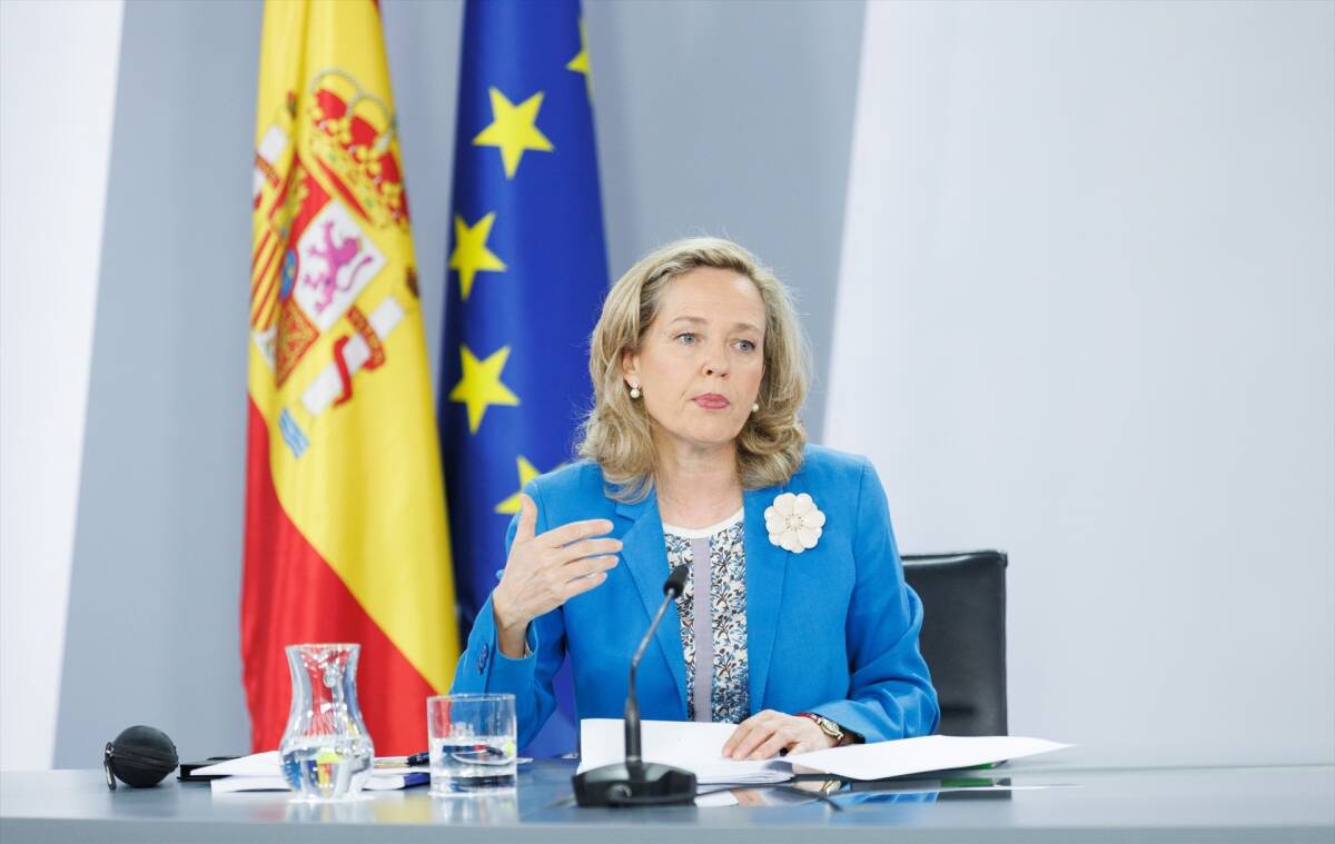 La vicepresidenta primera y ministra de Economía, Nadia Calviño. Foto: EDUARDO PARRA/EP