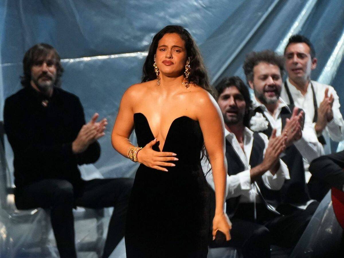 Rosalía en los Grammy latinos. FOTO: Europa Press.