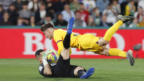 El Elche impugna el partido ante el Barça por alineación indebida
