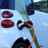 La red de carga pública de vehículos eléctricos en España creció en más de un 16% hasta junio