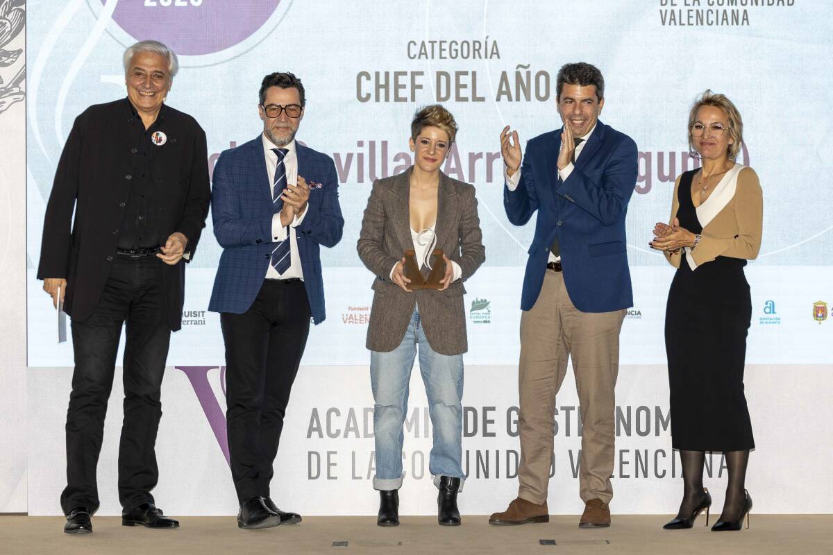 De izquierda a derecha: Antony Blake, Quique Dacosta, Vicky Sevilla, Carlos Mazón y Belén Arias.