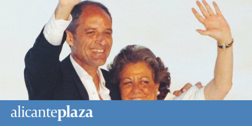 Francisco Camps aterriza en Twitter para pedir un homenaje a Rita Barberá 